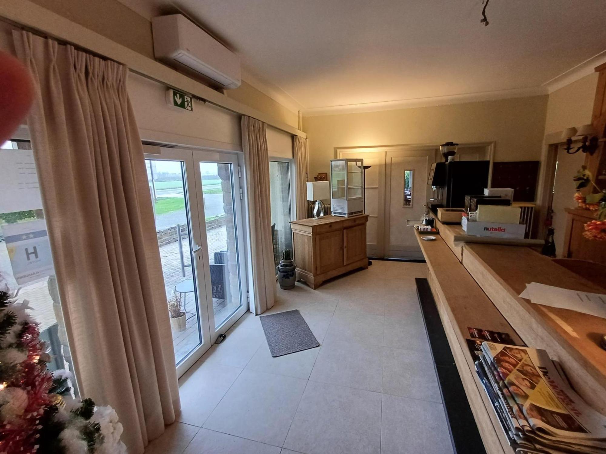 Arconaty Hotel Linter Eksteriør billede